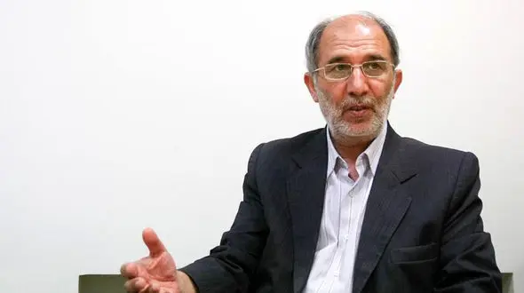 حسین علایی: مردم شاه را سرنگون کردند چون به کسی پاسخگو نبود