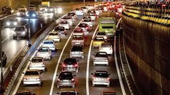 تردد بیش از ۸ میلیون خودرو در جاده های لرستان