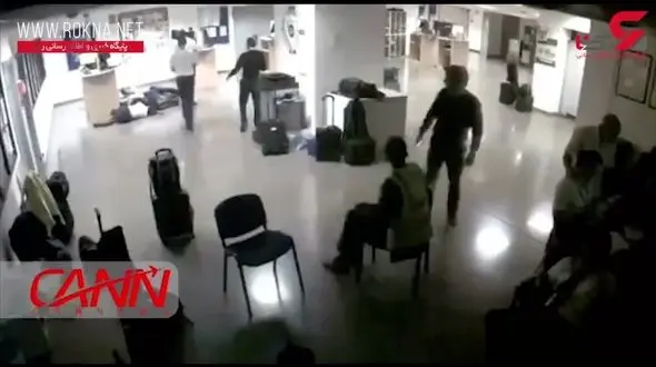 ‌شش نفر از کادر پروازى رایان ایر، شب را در کف سالن فرودگاه خوابیدند!+فیلم