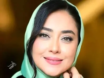 نگاهی به استایل پاییزی بهاره کیان افشار در مکانی تاریخی + عکس / سلیقه هنری خانم بازیگر حرف نداره