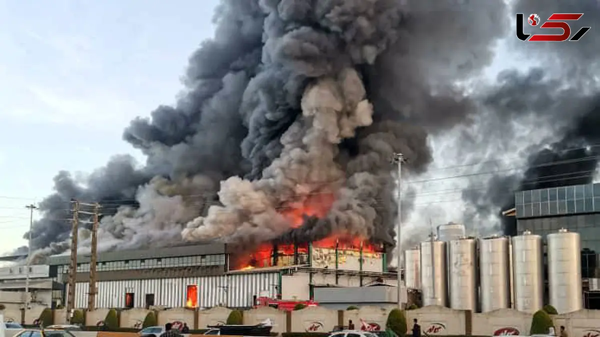 اولین فیلم‌ها و عکس ها  از آتش‌سوزی گسترده در کارخانه کاله 