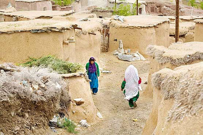 عجیب‌ترین روستا‌های ایران/ از سرزمین نابینایان و دوقلو‌ها تا جایی با مردمان اروپایی! + تصاویر