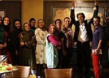 عکس ها / سفره غذای پر خرج و رنگین و دورهمی صمیمی بازیگران در یک مهمانی چرب و چیلی به سبک مایه دارهای عربستان ...