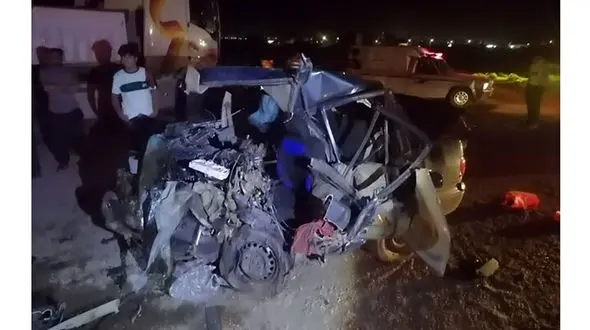 2 کشته در تصادف هولناک تریلی با پراید در جاده خواف 