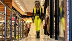 فیلم دیده شدن لیدی گاگا در محله سلسبیل تهران / دختر ایرانی با تیپ و استایل لیدی گاگا