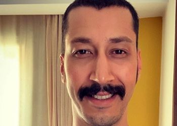 نگاهی به ماشین لوکس و اشرافی بهرام افشاری (بهتاشِ پایتخت)؛ عجب ماشین خفنیه ماشینی که همه آرزوشو دارن
