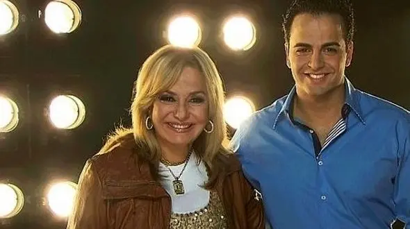 فیلم افشاگری پدر رها اعتمادی ! / گوگوش با پسرش ازدواج سفید دارد ؟!