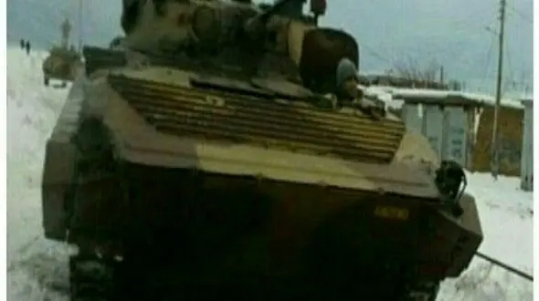 اعزام نفربر های ارتش برای کمک به مردم هشترود