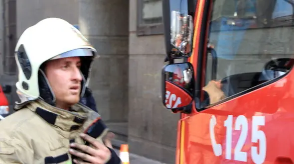 احتمال ریزش ساختمان وزارت نیرو بعد از اطفای حریق 