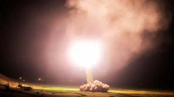 تصویربرداری پهپادها از لحظه اثابت موشکها سپاه به مقرر تروریست ها +فیلم و تصاویر