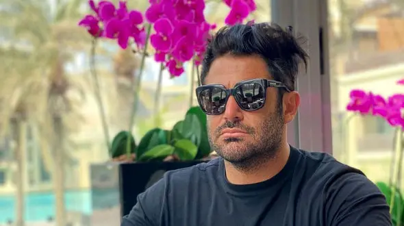 رابطه محمدرضا گلزار با خواننده معروف علنی شد / این استوری فاش کرد + عکس 