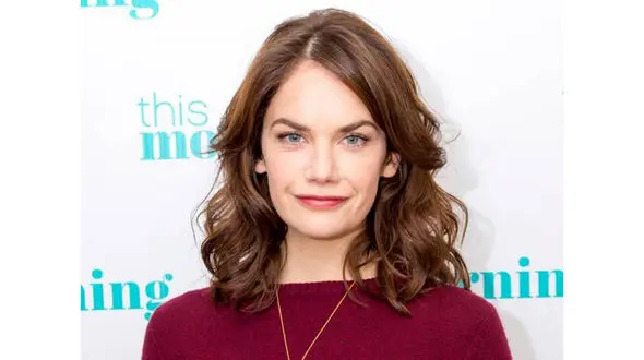 درخواست ناجور تهیه‌کننده از خانم بازیگر برای لخت شدن / بازیگر فیلم "رابطه" دست به افشاگری زد + عکس