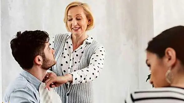 عروس خانم ها بخوانند / چرا داماد های ایرانی مامانی هستند ؟!