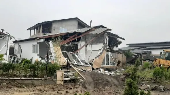 تخریب ۲۴ ویلای غیرمجاز در شهرستان نور