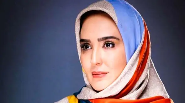 خواهر باکلاس زهره فکور صبور جای او را گرفت + عکس دردناک 