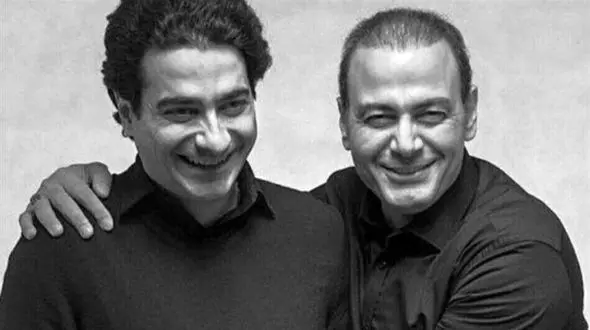 فیلم غوغای آواز باشکوه  علیرضا قربانی و شجریان در اجرای زنده ! /  آهنگ افسانه چشم هایت  با 2 صدای بهشتی روح نواز است !