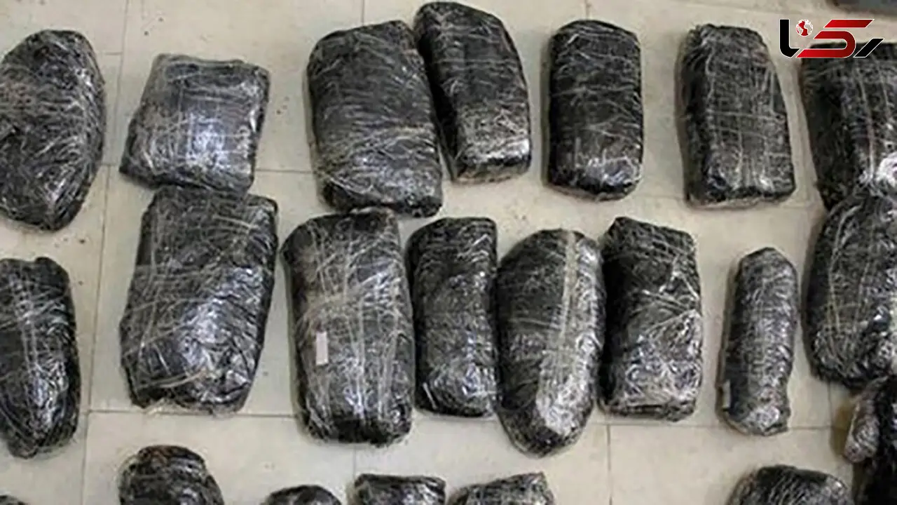 دستور ایست برای تریلی مرموز در اتوبان آزادگان / محموله ممنوعه ماهرانه جاساز شده بود