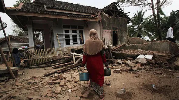 3 عکس خاص از زلزله اندونزی