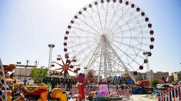 پلمب ۵ وسیله در شهربازی خرم‌آباد