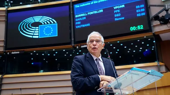 سخت تلاش می کنم تا برجام را زنده نگه دارم 