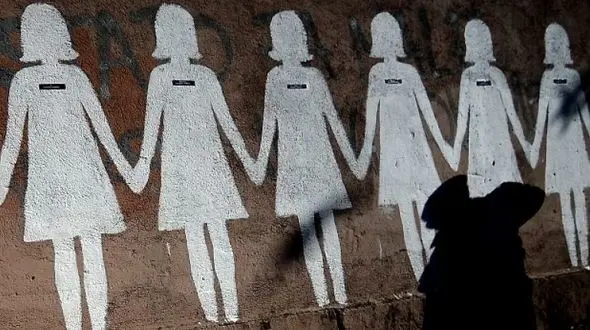 هشتگ فمنیست و کنشگری / دفاع از حقوق زنان در فضای مجازی جهان 