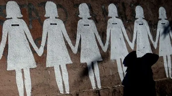 هشتگ فمنیست و کنشگری / دفاع از حقوق زنان در فضای مجازی جهان 