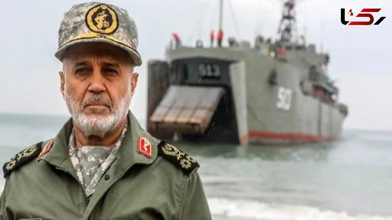 عکس /  سفر به تاریخ؛ «سردار رشید» با لباس تشریفاتی نظامی در کنار «محسن رضایی و رحیم صفوی»؛ سال 69 