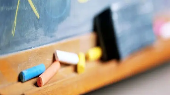 معلم های رباتیک بزودی در کلاس های درس آموزش می دهند