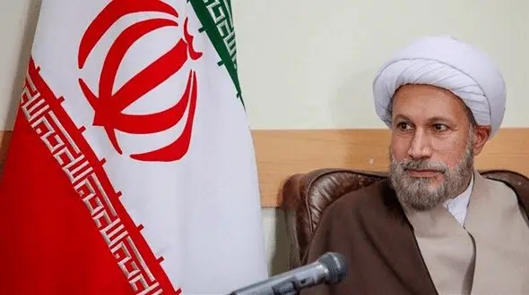 امام جمعه شیراز : اگر ‌نمی‌توانید اوضاع شیراز را کنترل کنید از فردا خودم وارد معرکه می‌شوم
