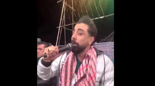  آواز محلی/ پسر چه با چشم پر از اشک آهنگ سیارمو میگردم کسی نمیدونه دردم رو میخونه 