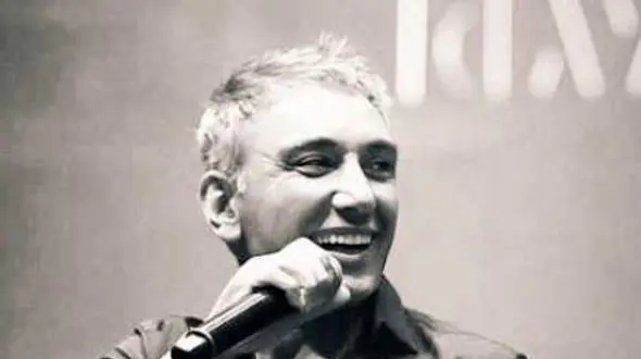 دانلود آهنگ شادمهر عقیلی / حرفتو راحت بزن نگران من نباش