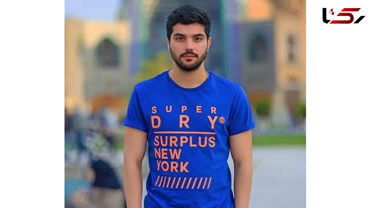 عکس مخفی از خانم جذاب دست در دست سینا مهرداد  / عمرا حدس بزنید کیست ؟!