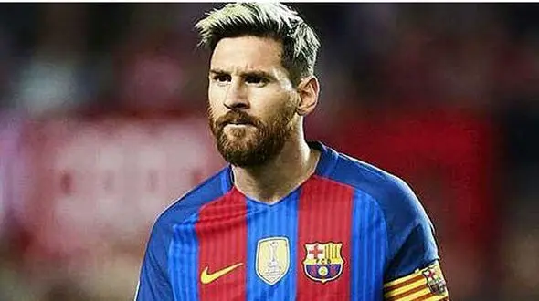 ژاوی: مسی را تنها بگذارید!