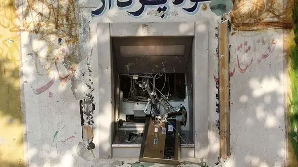 خسارت به ۳۶ بانک در خرم‎ آباد طی روزهای گذشته