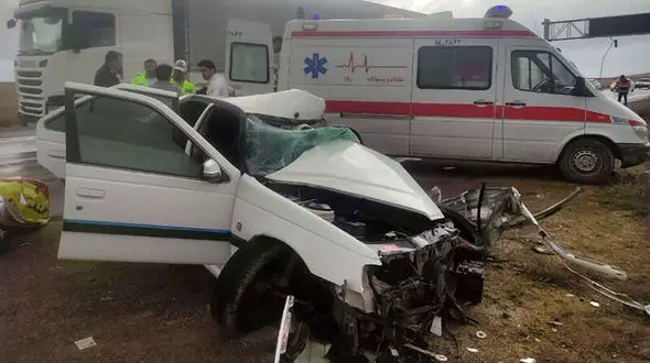 5 کشته و زخمی در تصادف هولناک وانت با پژو در جاده چالدران