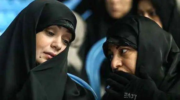 عکس الهام چرخنده با دختر بدحجاب در ماشینش ! / پیامک اخطار بدحجابی برای خانم بازیگر !