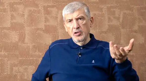  کم‌آبی ارتباطی با حجاب ندارد/ مشکلات در ایران مانند گلوله برفی است که از بالای تپه به پایین انداخته می‌شود 