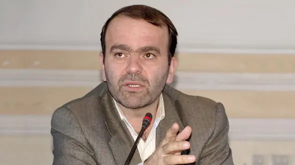 پزشکیان از معرفی افراد حساسیت برانگیز، پرهیز کند/ دولت نباید خود را به چالش بکشد