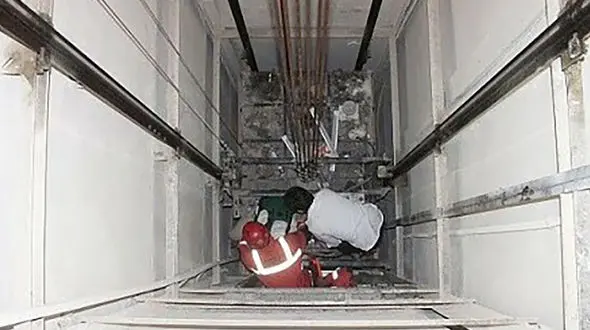 سقوط مرگبار مرد جوان به چاهک آسانسور