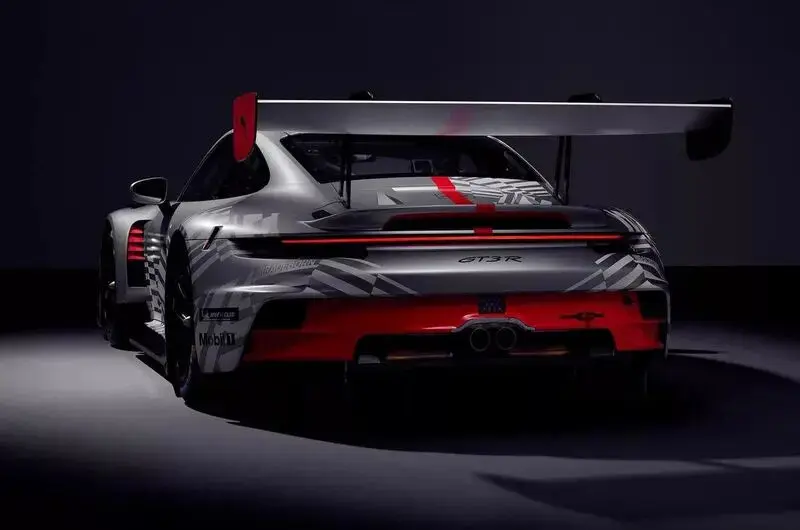 پورشه 911 GT3 R