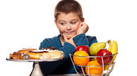  عوامل موثر در انتخاب تنقلات سالم توسط کودکان 