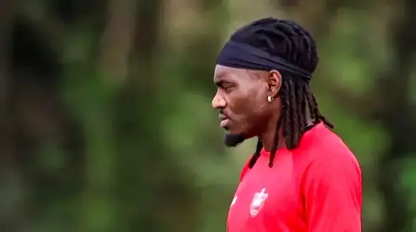 نارضایتی هاشمیان؛ چرا خرید پرسر و صدا ناامیدکننده ظاهر شد؟