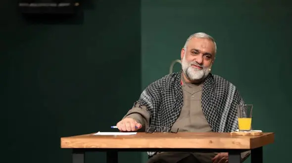 طعنه به محمد رضا نقدی : آدم خوش خیال می خواهد بلیت سفر بیت المقدس بفروشد/ مردم خسارت را در جنگ قدرت جناح ها می دانند