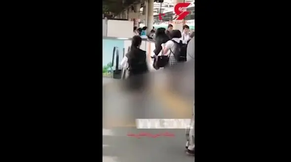 سرانجام عبرت آموز مرد پلید در ایستگاه مترو/ او مزاحم 2 دختر دانش آموز بود + فیلم 