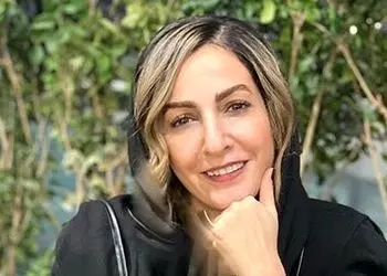 فیلم / شقایق دهقان: ما خانم بازیگرا فقط 3 رنگ لباس می تونستیم بپوشیم / لباس گشاد، آرایش قدقن/ نشستن روی مبل دونفره با یک مرد واویلا بود