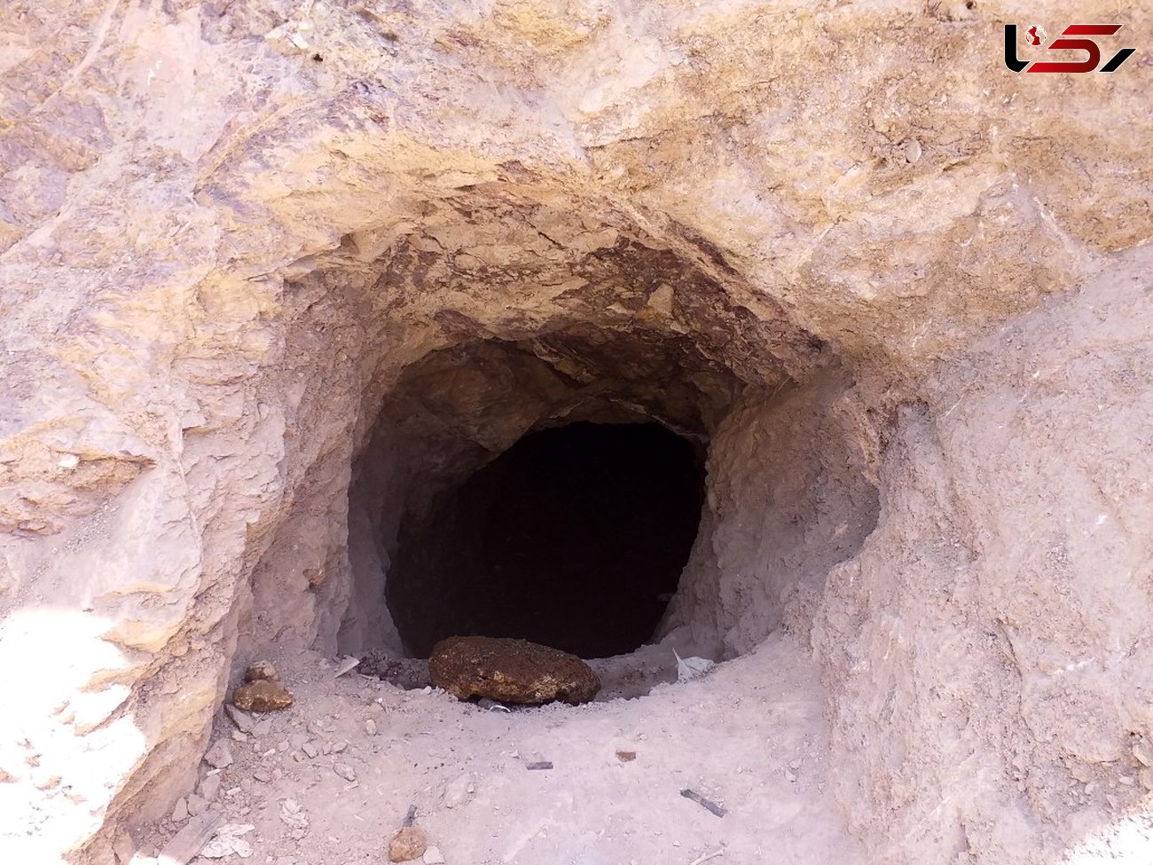 کشف غار دست ساز انسان در نهاوند + عکس