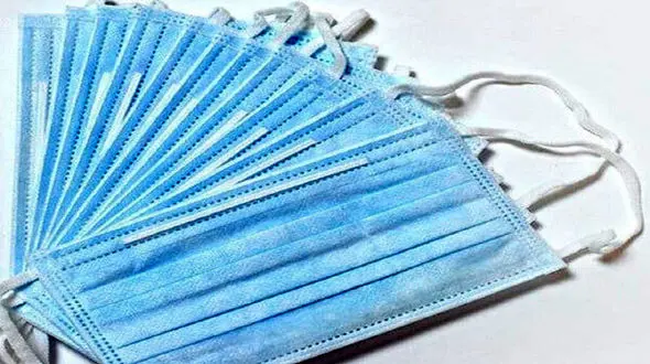 هشدار رئیس سازمان غذا و دارو ایران درباره کمبود ماسک و مواد اولیه آن / وزارت صمت واکنش نشان داد