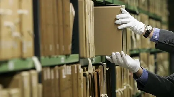  گردش محرمانه اطلاعات در کشور نقض حقوق اساسی ملت است /تقریبا تمام قراردادهای کشور در خفا انجام می شود