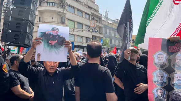 ژنرال سلیمانی فراموشت نمی‌کنیم + عکس