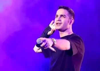 آواز احساسی/یگانه منو فکر رفتن تو میکشه با عمق وجودش فریاد میزنه و میخونه